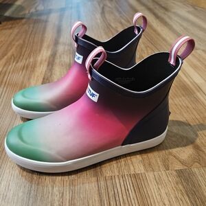 Xtratuf, Kids Boots, Size 6, Brand New